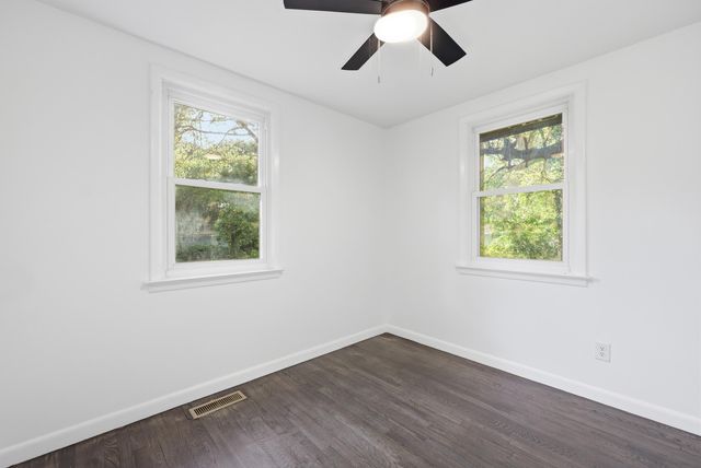 1908 Iron Street, North Charleston, SC 29406
