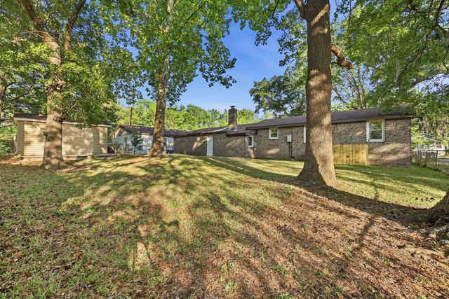 1908 Iron Street, North Charleston, SC 29406
