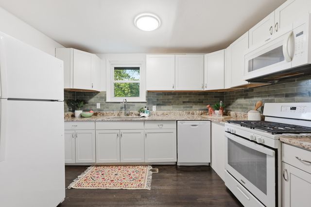 1908 Iron Street, North Charleston, SC 29406