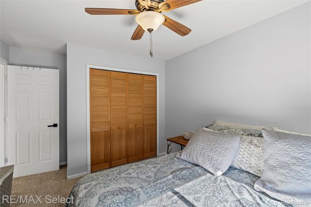 9367 Longmeadow Court, Tyrone Township, MI 48430