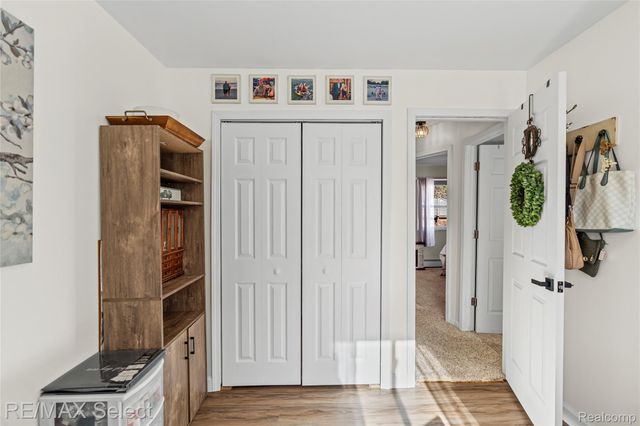 9367 Longmeadow Court, Tyrone Township, MI 48430