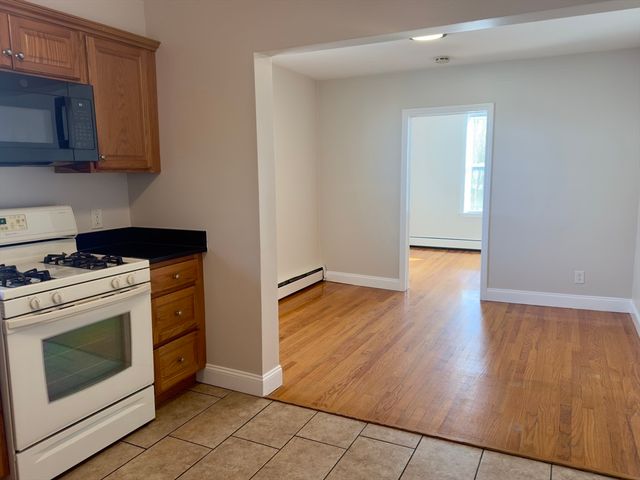 29 Chase Street 2B, Lynn, MA 01902