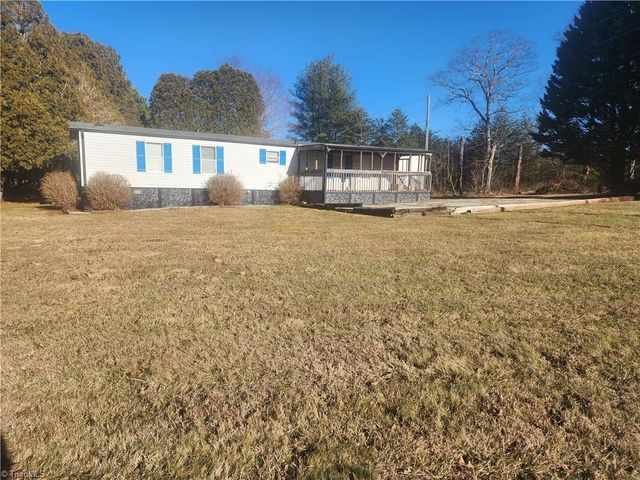 1588 Pilot Westfield Road, Pilot Mountain, NC 27041