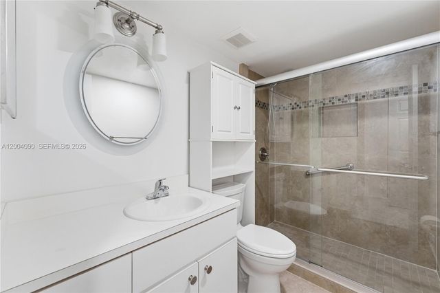 10852 N Kendall Drive 312, Miami, FL 33176