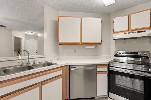 734 SUGAR BAY WAY 100, Lake Mary, FL 32746