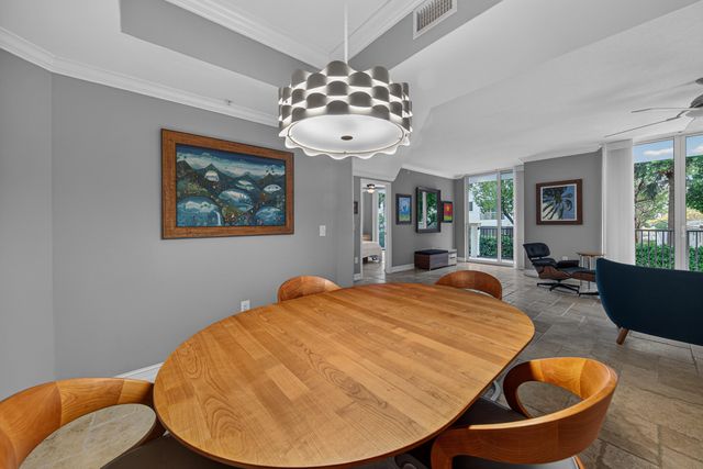 101 SE 20th Avenue 201, Deerfield Beach, FL 33441