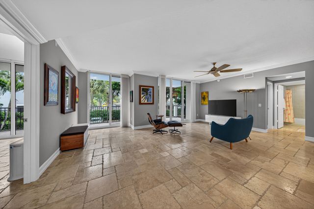 101 SE 20th Avenue 201, Deerfield Beach, FL 33441