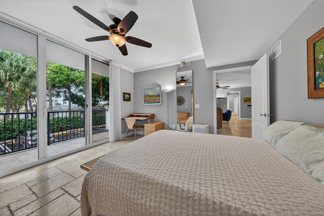 101 SE 20th Avenue 201, Deerfield Beach, FL 33441