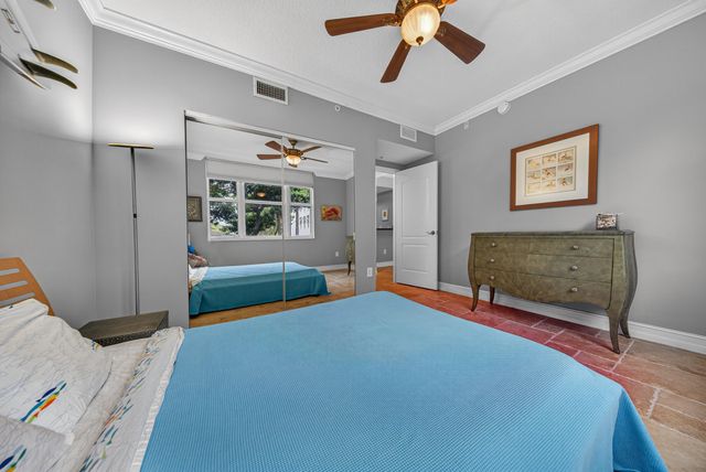 101 SE 20th Avenue 201, Deerfield Beach, FL 33441