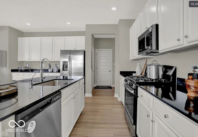 19748 Patcham Road, Westfield, IN 46074