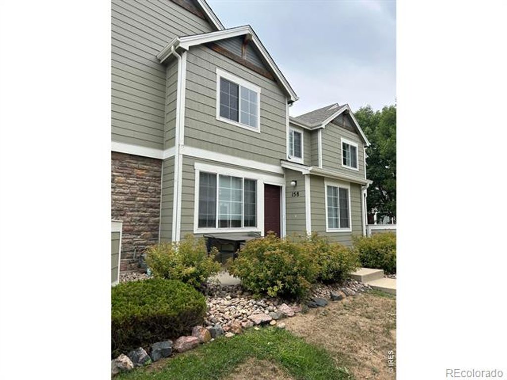 805 Summer Hawk Drive 158, Longmont, CO 80504