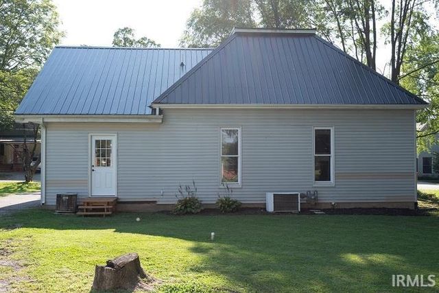 454 S Lincoln Street, Orleans, IN 47452