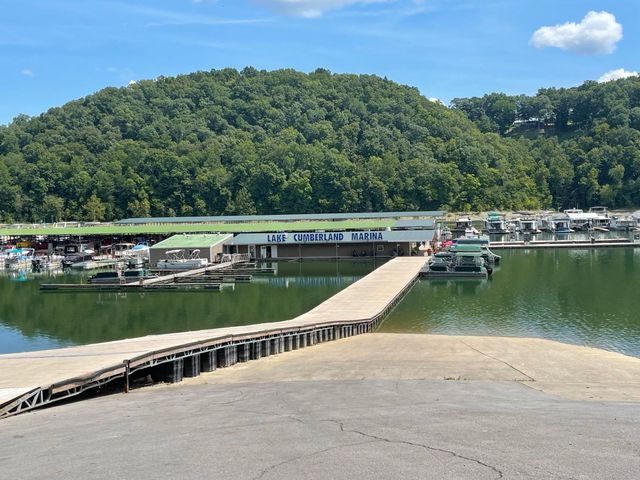 101 Lakeshore Drive, Russell Springs, KY 42642