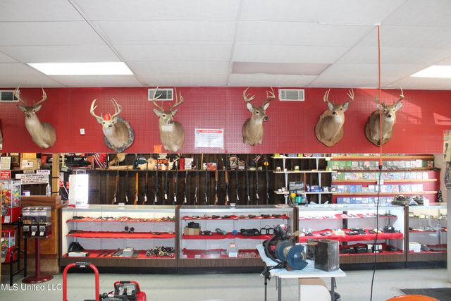 130 N Market Street, Holly Springs, MS 38635