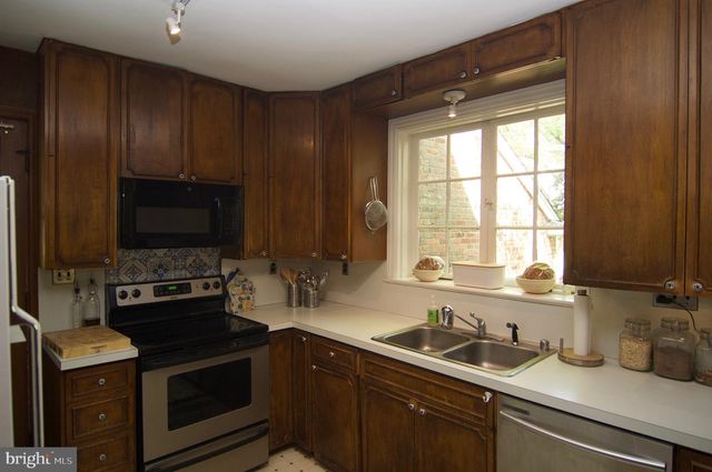 3803 LELAND ST, Chevy Chase, MD 20815