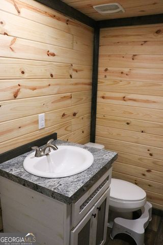 1217 Henderson Circle, Lyerly, GA 30730