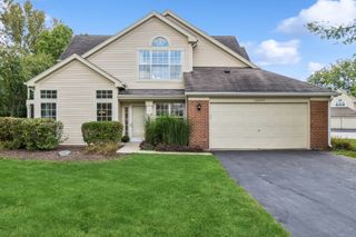 30W073 Penny Lane 0, Warrenville, IL 60555