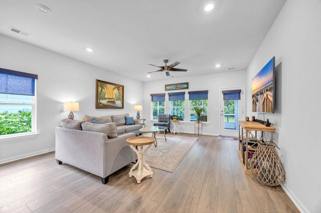 5545 Whitebark Dr., Myrtle Beach, SC 29577