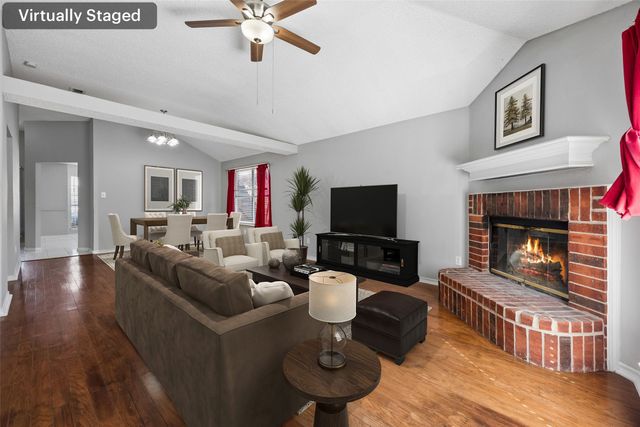 2117 Whispering Wind Street, Fort Worth, TX 76108