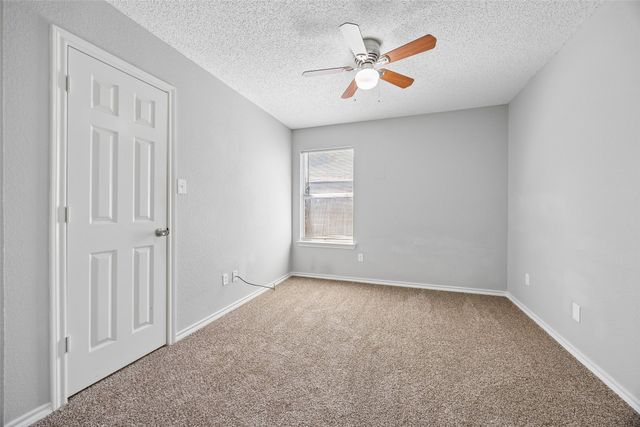 2117 Whispering Wind Street, Fort Worth, TX 76108