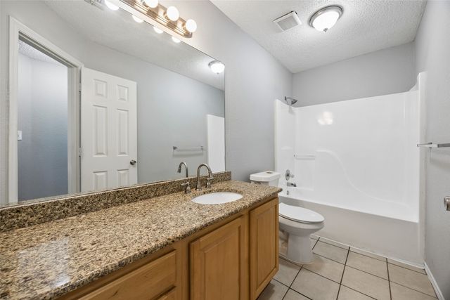 2117 Whispering Wind Street, Fort Worth, TX 76108