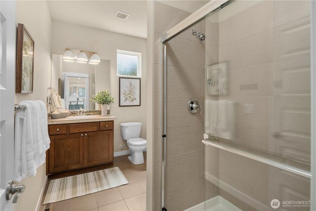 14517 NE 99th Avenue, Bothell, WA 98011