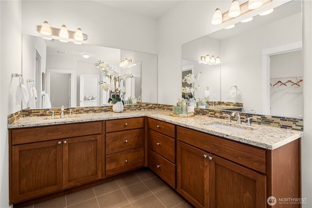 14517 NE 99th Avenue, Bothell, WA 98011