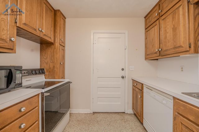 4025 BOREN AVENUE, Wichita Falls, TX 76308