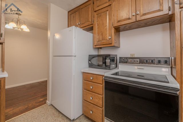 4025 BOREN AVENUE, Wichita Falls, TX 76308