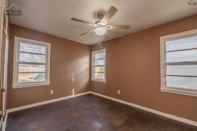 4025 BOREN AVENUE, Wichita Falls, TX 76308