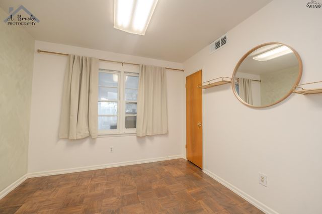 4025 BOREN AVENUE, Wichita Falls, TX 76308