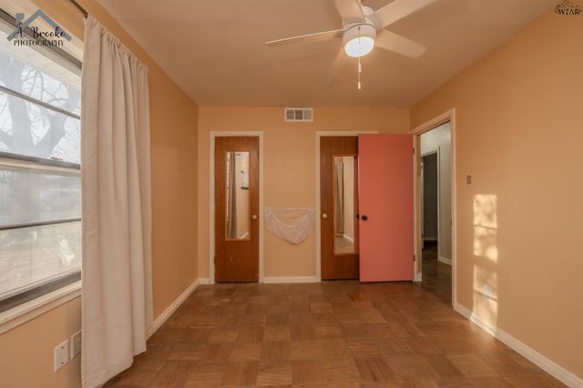 4025 BOREN AVENUE, Wichita Falls, TX 76308