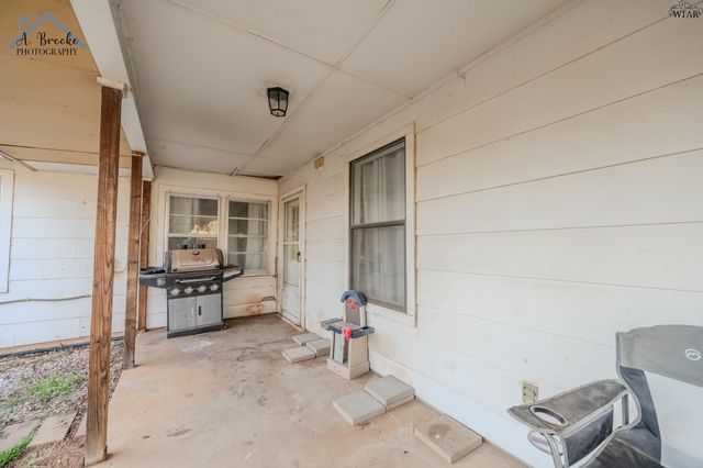 4025 BOREN AVENUE, Wichita Falls, TX 76308