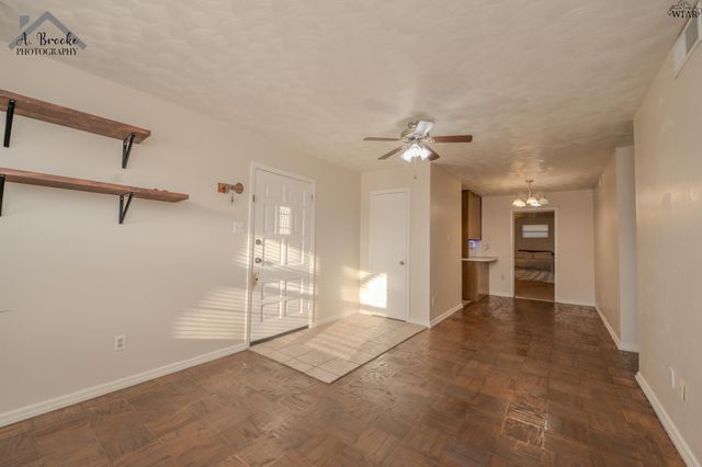 4025 BOREN AVENUE, Wichita Falls, TX 76308