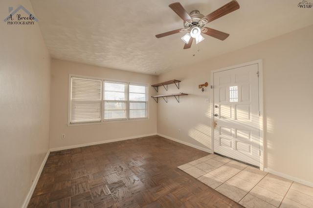 4025 BOREN AVENUE, Wichita Falls, TX 76308