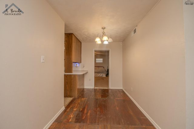 4025 BOREN AVENUE, Wichita Falls, TX 76308