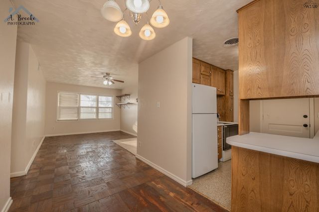 4025 BOREN AVENUE, Wichita Falls, TX 76308