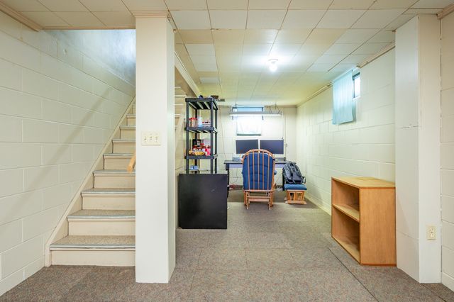 3808 72nd Street, Urbandale, IA 50322