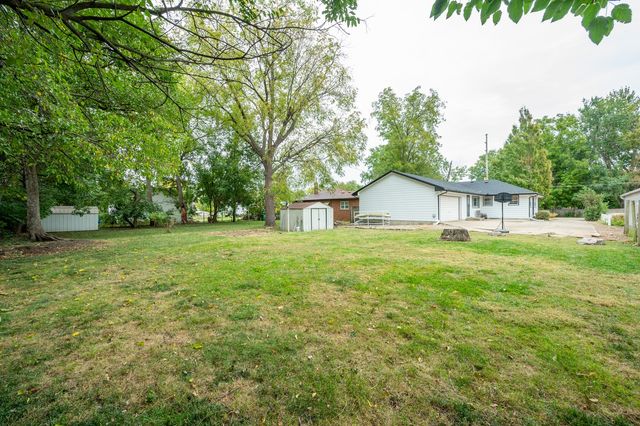 3808 72nd Street, Urbandale, IA 50322