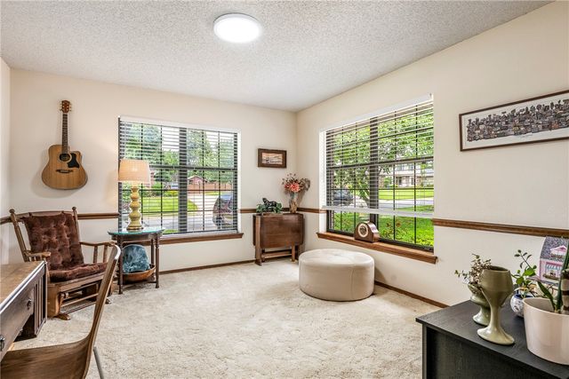 1402 NW K Street, Bentonville, AR 72712