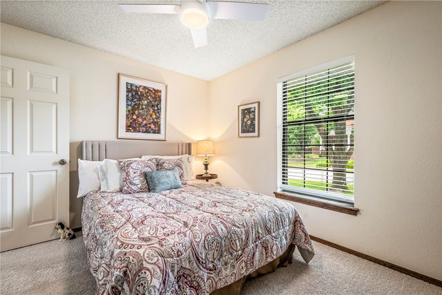 1402 NW K Street, Bentonville, AR 72712