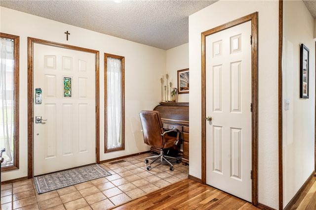1402 NW K Street, Bentonville, AR 72712