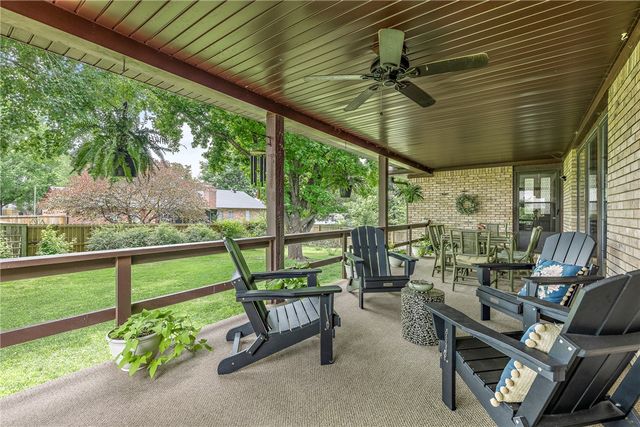1402 NW K Street, Bentonville, AR 72712