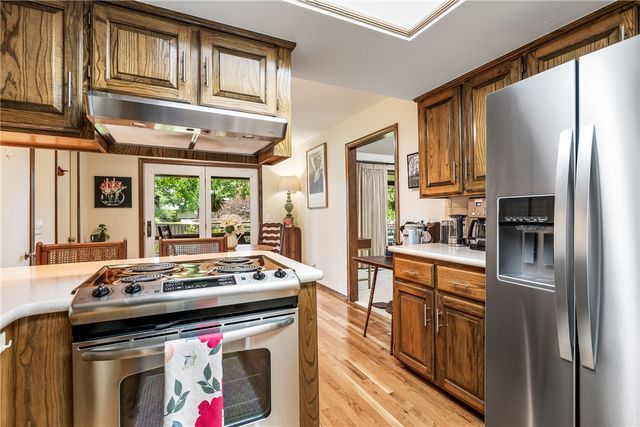 1402 NW K Street, Bentonville, AR 72712