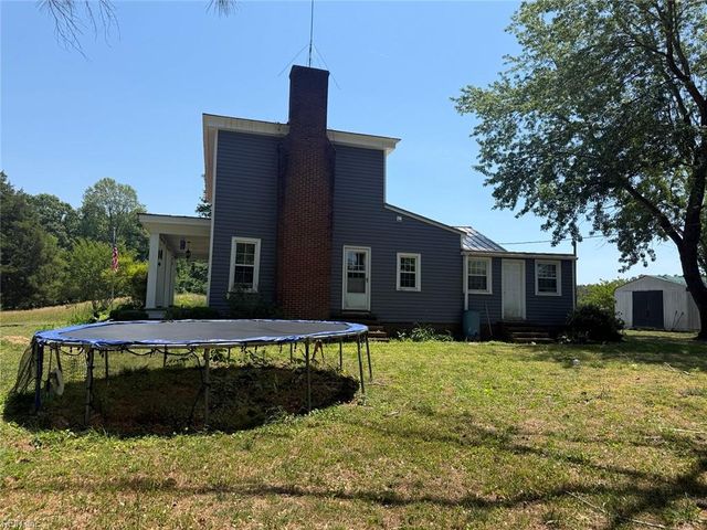 23768 Ridley RD, Courtland, VA 23837