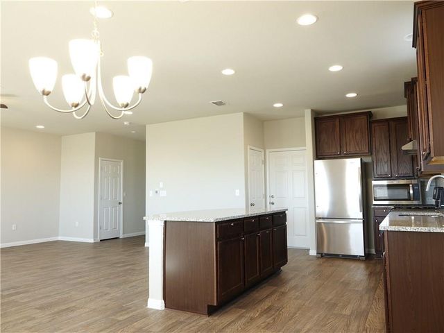 10205 Forest Grove DR, Austin, TX 78747