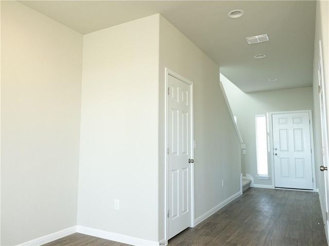 10205 Forest Grove DR, Austin, TX 78747