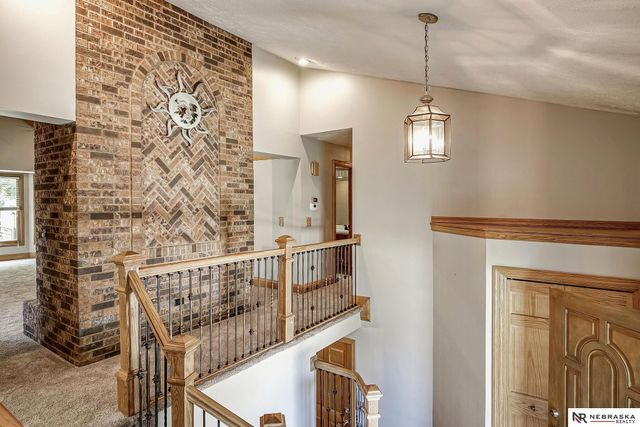 205 N 159 Circle, Omaha, NE 68118