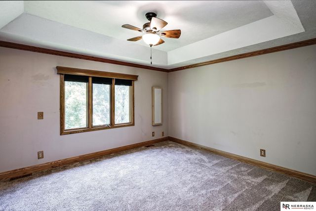 205 N 159 Circle, Omaha, NE 68118