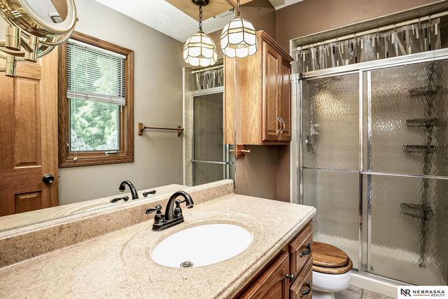 205 N 159 Circle, Omaha, NE 68118